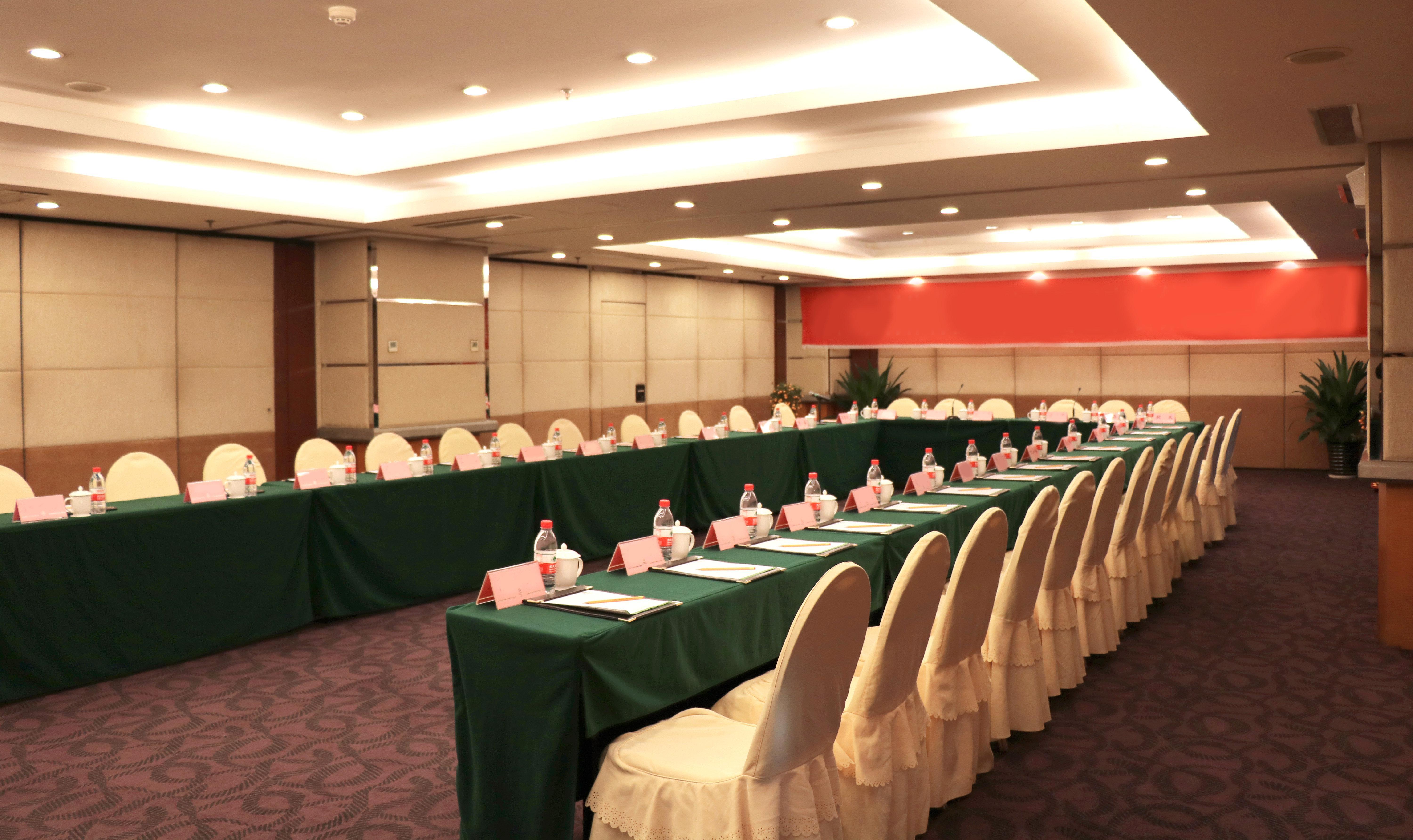 Holiday Inn Hohhot, An Ihg Hotel Ngoại thất bức ảnh