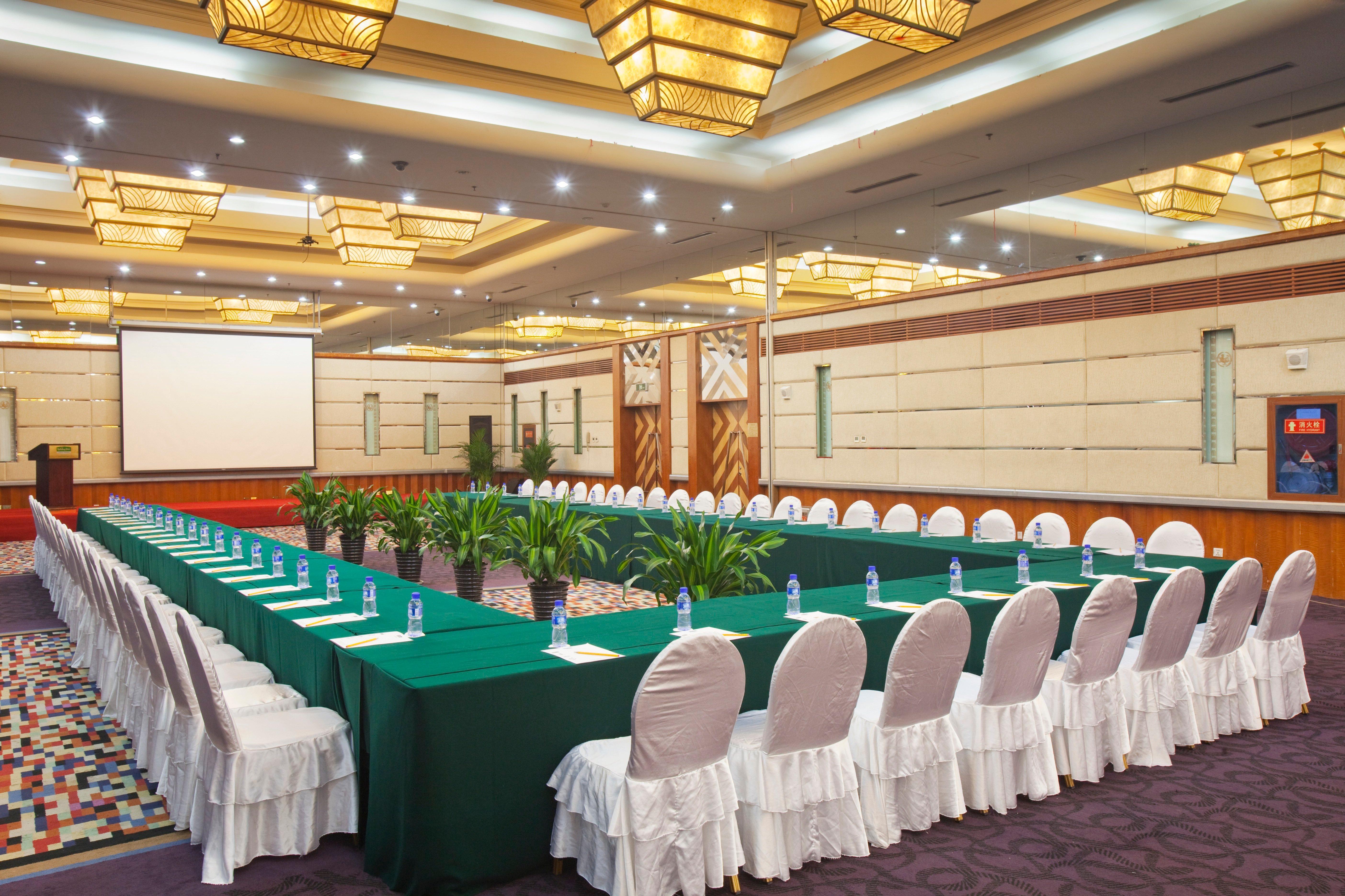 Holiday Inn Hohhot, An Ihg Hotel Ngoại thất bức ảnh